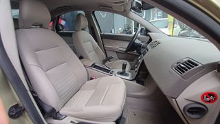 Volvo S40 1.6 Momentum