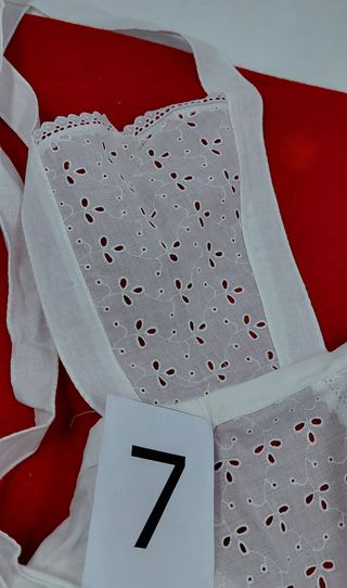 Grembiule cotone ricamato vintage