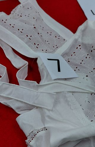 Grembiule cotone ricamato vintage