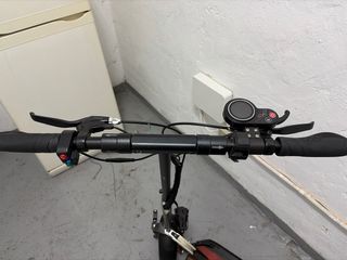 Patinete eléctrico en buen estado