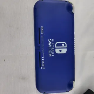 Nintendo Switch Lite Blu + Custodia Pikachu