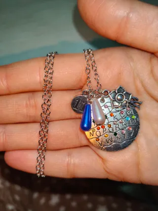 Collana Stranger Things con ciondoli