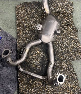 Colectores AKRAPOVIC Titanio BMW R 1300 GS/ADV