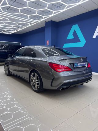 Mercedes-Benz Clase CLA 45 AMG Orange Art