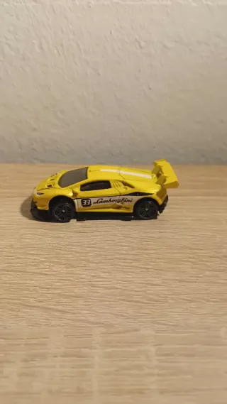 ERROR FÁBRICA Hot Wheels Lamborghini Huracán Trofe