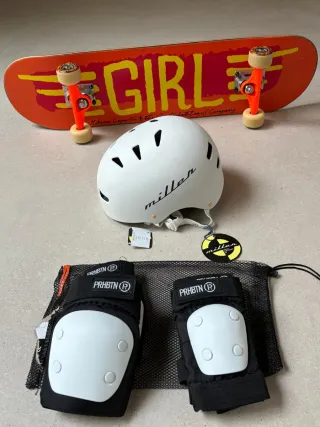 Monopatín Girl, Casco Miller y Rodilleras