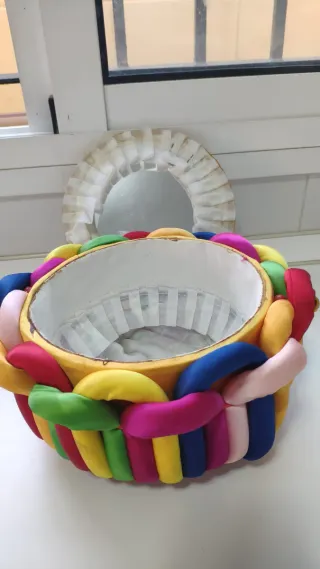 Costurero de tela multicolor