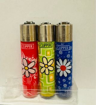 Lotto 33 accendini Clipper vari design