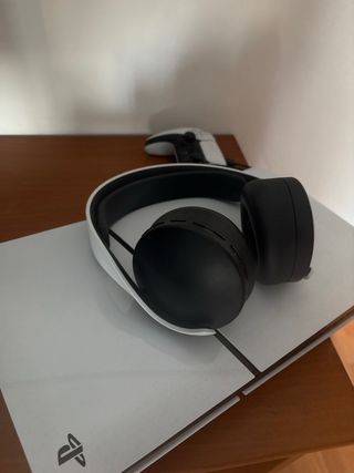 PlayStation 5 (PS5) in perfetto stato