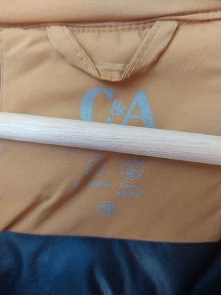 Chaqueta C&A Termolite Talla 38, color mostaza.