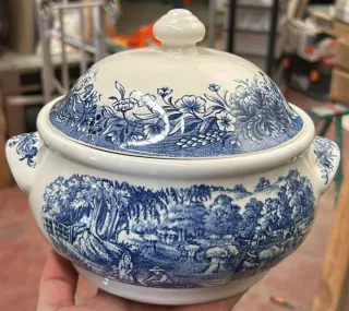 Sopera Churchill Harvest Currier & Ives