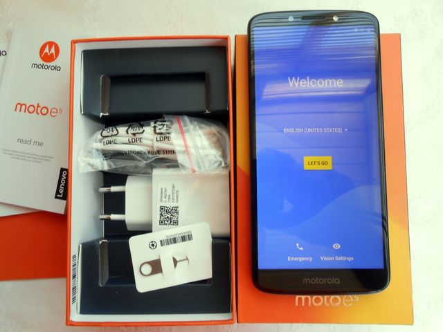 Motorola Moto E5