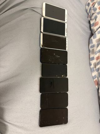 Lote de móviles (varios colores)