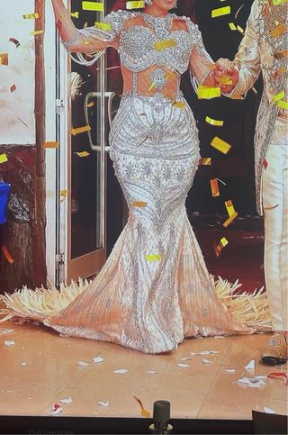 Vestido de Novia Gitana Dorado y Blanco