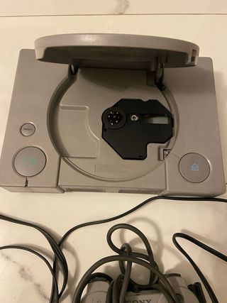 PlayStation 1 Console Sony (leggere descrizione)
