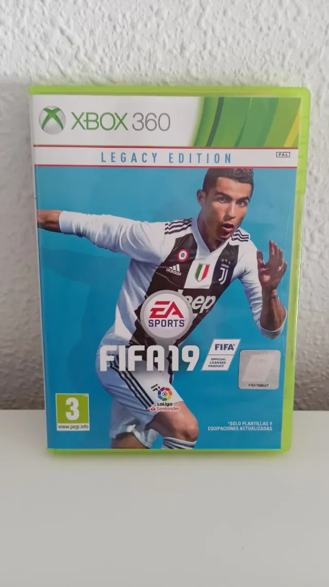 Xbox 360 120GB HDD + 2 Mandos Blancos