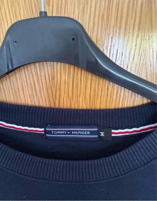 Sudadera Tommy Jeans azul marino – Talla M