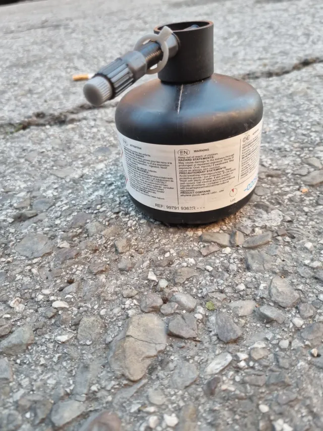 Kit anti-forature Renault Dacia 300ml