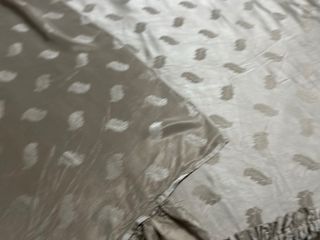 Coperta effetto seta beige/oro