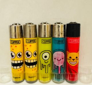 Lotto 11 accendini Clipper