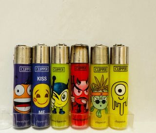 Lotto 11 accendini Clipper