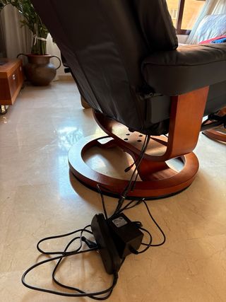 Sillón reclinable con masaje azul con reposapiés