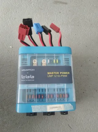 Centralita Autocaravana Master Power LMP 1218-PWM