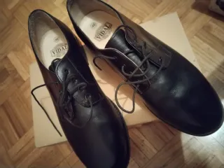 Zapatos de piel negros Vidal