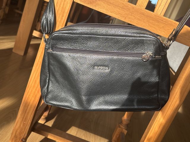 Bolso negro El Potro