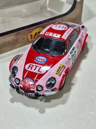 Coche alpine A110 escala 1:18