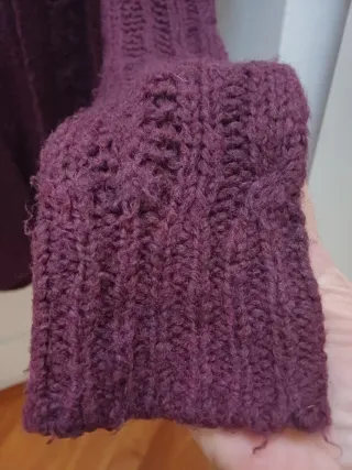 Cardigan bordeaux con trecce