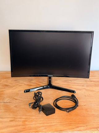 Monitor Samsung Curvo 24" HDMI