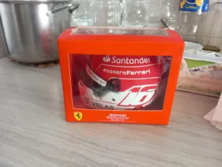 Portarotolo Carta Ferrari Rosso