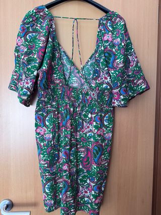 Blusa floral verde y rosa