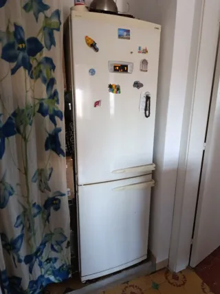 Nevera BRU para reparar