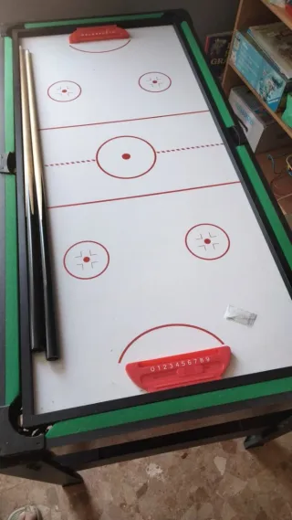 Mesa multijuegos con accesorios