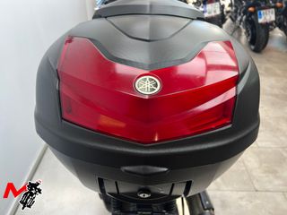 YAMAHA X-MAX 400 | 2013 | 47.485kms | 49€/mes