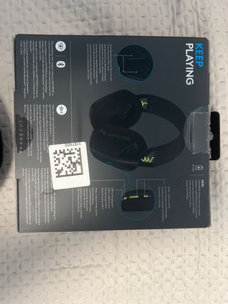 Auriculares Inalámbricos Negros y Amarillos