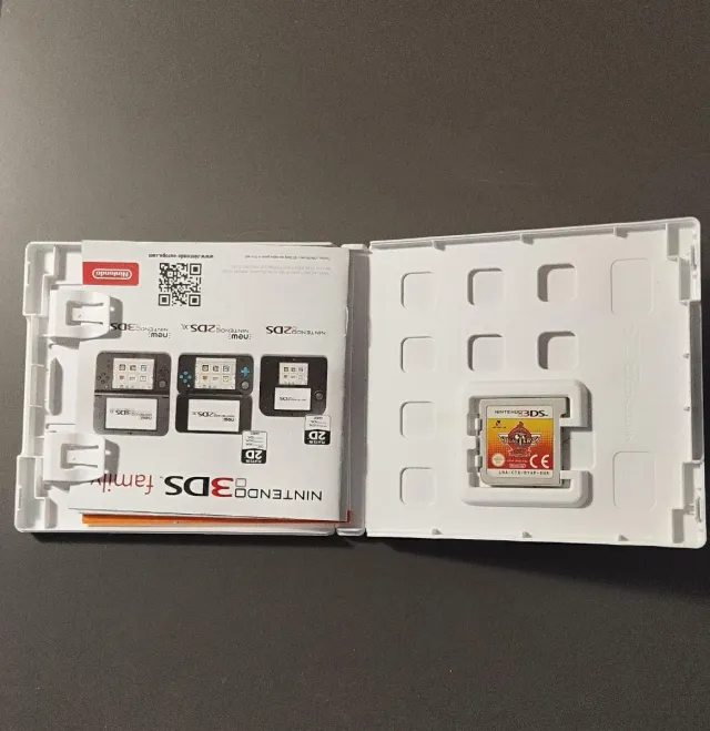 Confezione 6 Giochi Nintendo 3DS Yokai Watch