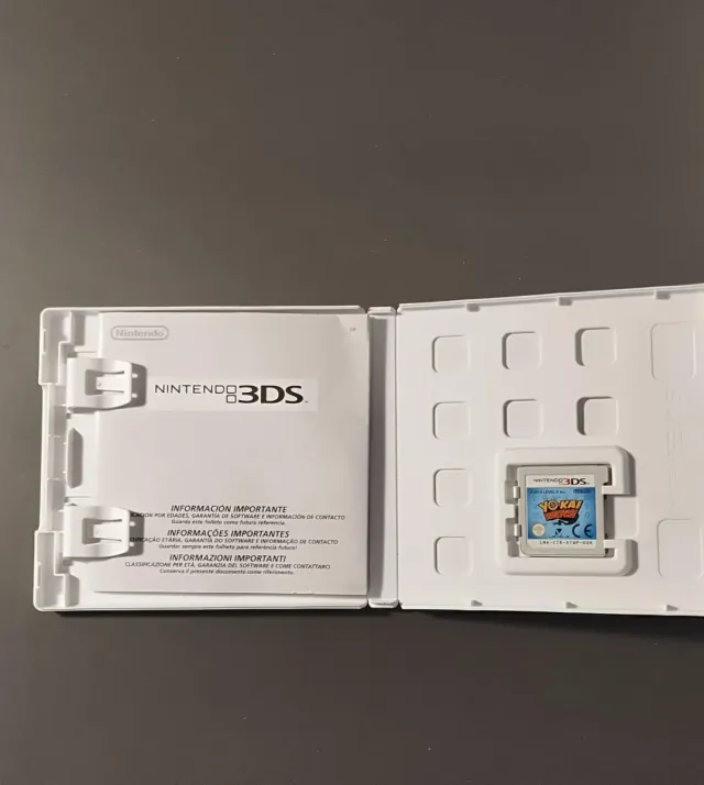 Confezione 6 Giochi Nintendo 3DS Yokai Watch