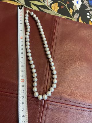 Collar de perlas cultivadas gris claro