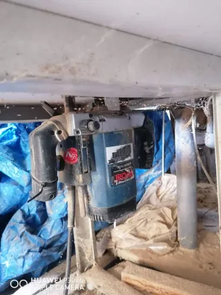 Fresadora con mesa RYOBI