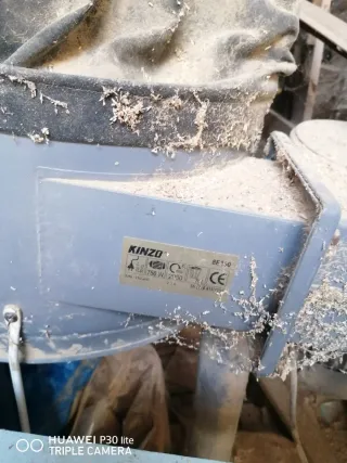 Fresadora con mesa RYOBI