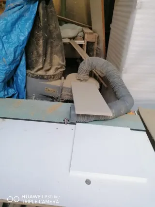 Fresadora con mesa RYOBI