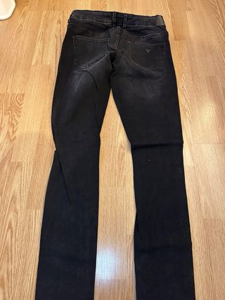 Pantalón Mujer Guess Negro Roto Talla...