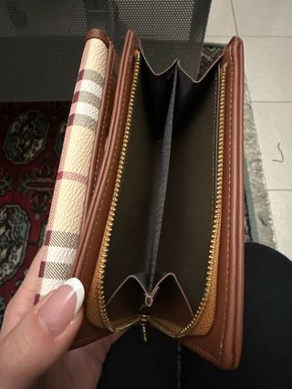 Portafogli donna a quadri con chiusura dorata