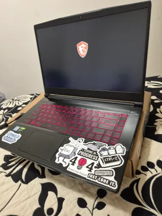 Portátil MSI i7-9750h,16gb,M2 500gb,gtx1050ti 4gb