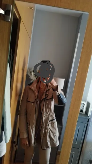 Parka Zara Beige Mujer