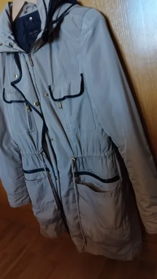 Parka Zara Beige Mujer