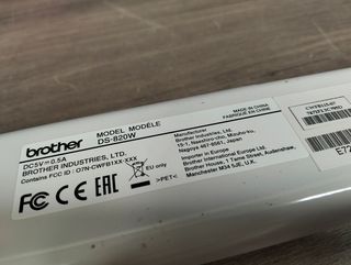 Escáner Brother DS820DW - Portátil